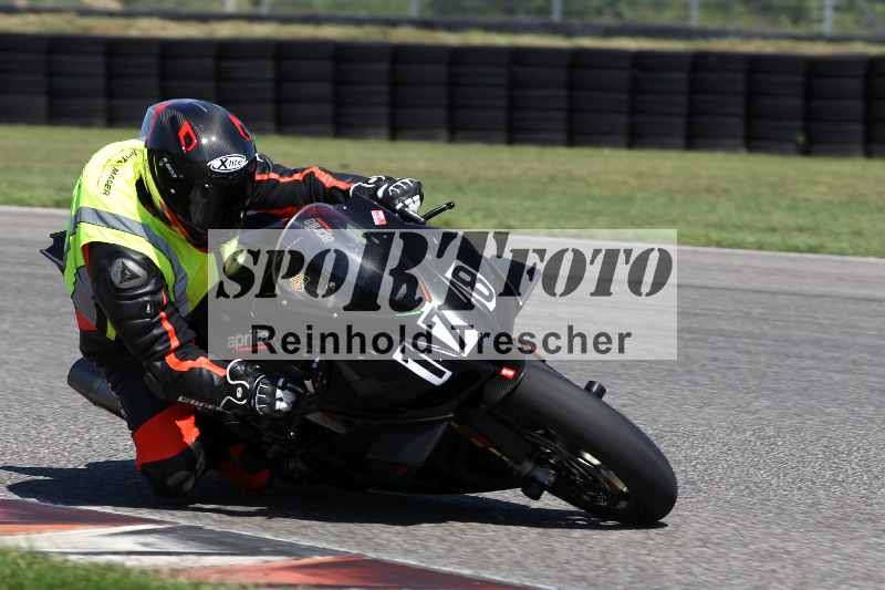 /43 08.08.2025 Discover the Bike ADR/Race 3 rot/178